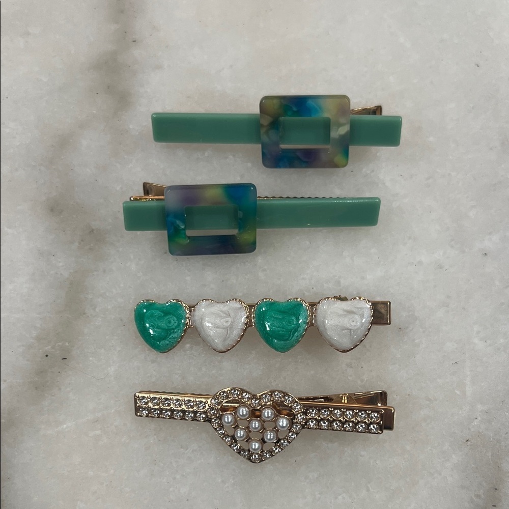 Set of 4 Decorative Hair Clips in Mint, Teal & Gold